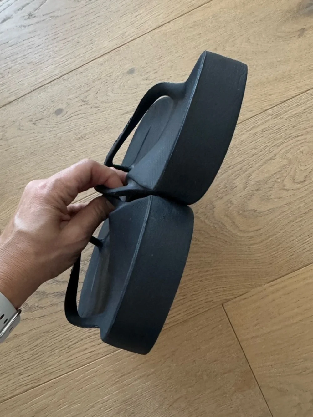 Archie’s Black Arch Support Flip Flops Size 12